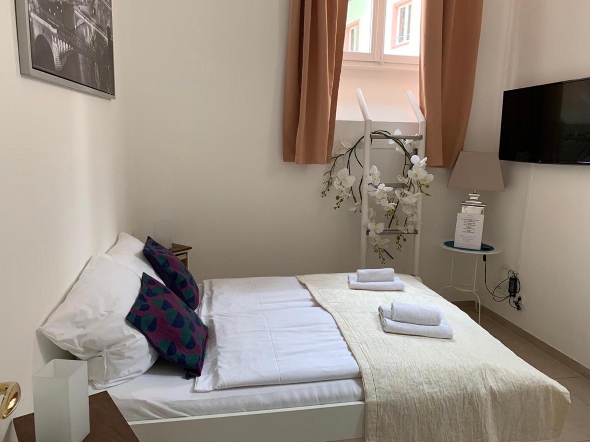 Ferienwohnungen Im Osteiner Hof Mainz Ngoại thất bức ảnh